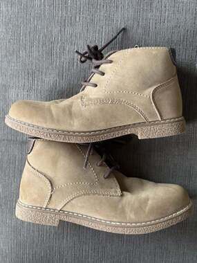 Sonoma Goods for Life Ryder Taupe Faux Suede Chukka Boots Boys Size 1 Med Side